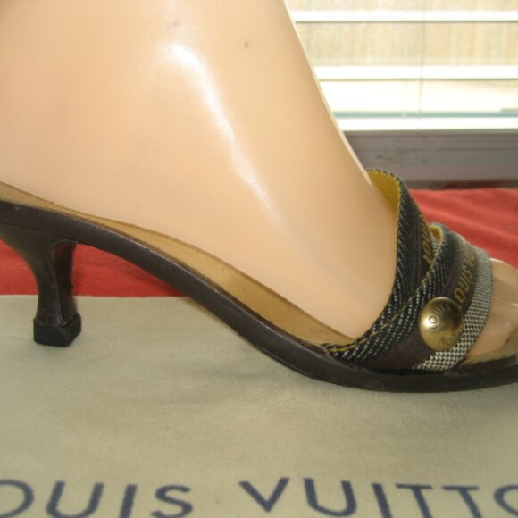 Women's LOUIS VUITTON Open Toe kitten heel slip on shoes EUR 36, US 5 - Picture 2 of 11